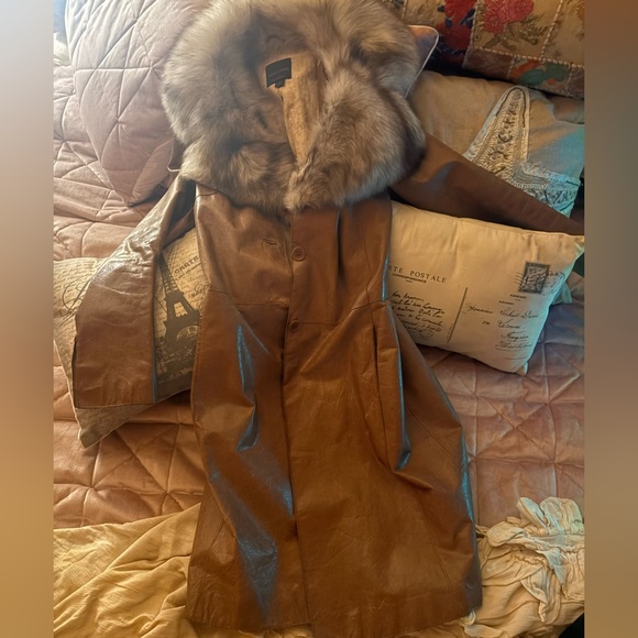 VINTAGE AUTHENTIC leather COAT with stunning genuine mink collar - Picture 10 of 10